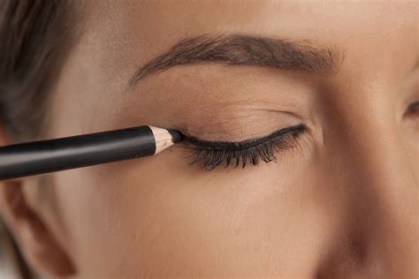 Eye liner pencil 